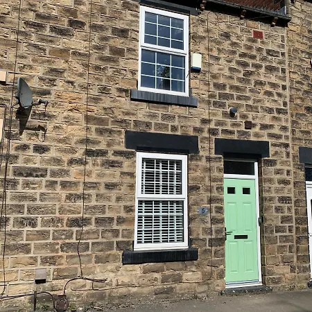 Contemporary & Chic Inner Terrace 5 Mins From Barnsley Town Centre Exterior photo